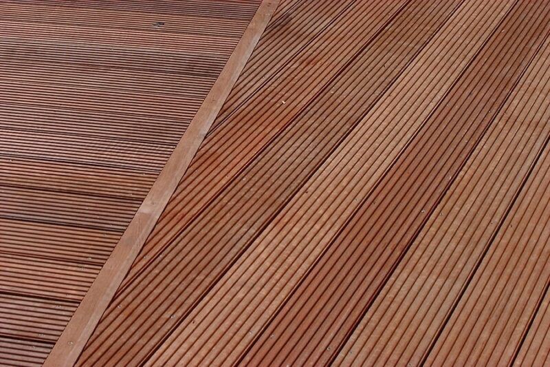 Choosing decking materials