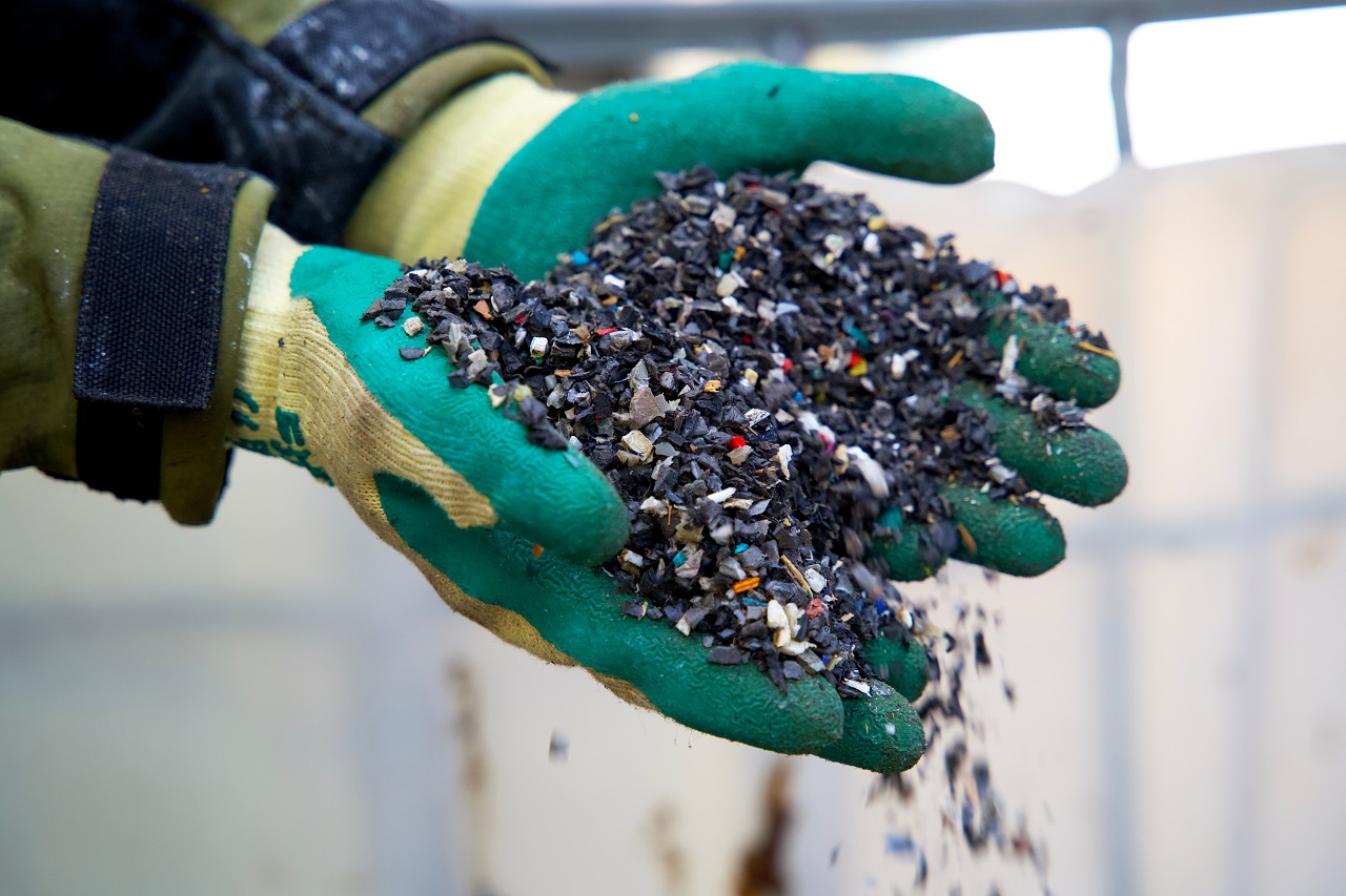 Benefits of Recycled Plastic Materials | EcoChoice